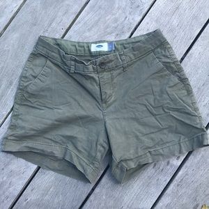 Old navy olive green shorts